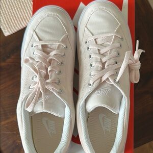 Nike GTS 97 Women's Shoes - Pink and White NEW